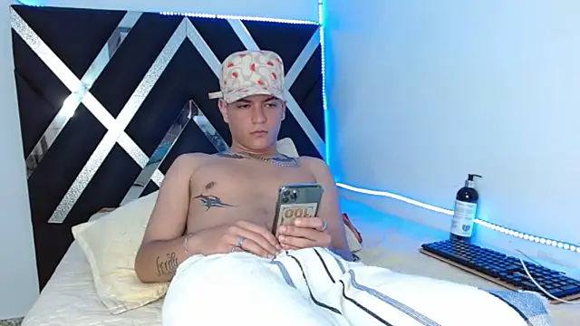 Levy_Steve live sex cam