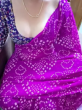 Roja-Telugu777's cam snapshot