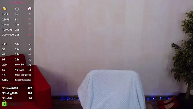 VickyGolden's cam snapshot