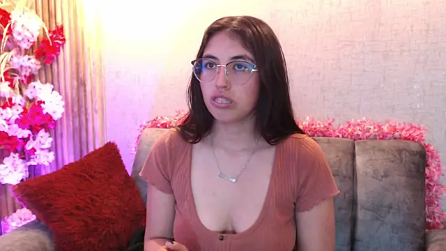 Valk_submissive's cam snapshot