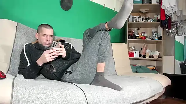 viraglaci18@xh's cam snapshot