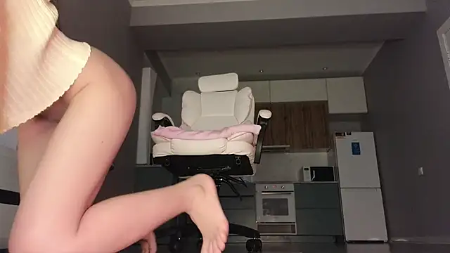 Ella_lee15's cam snapshot