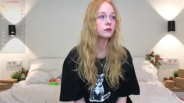 GhisllaineWestler's cam snapshot