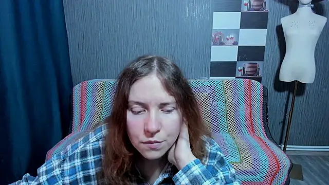 pa1e_pr1ncess's cam snapshot