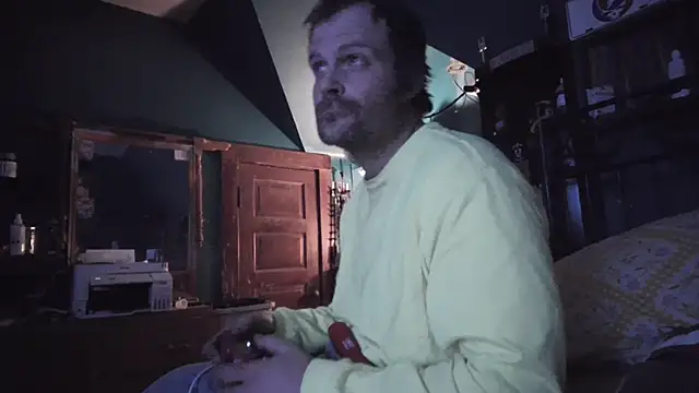 charactrzero's cam snapshot