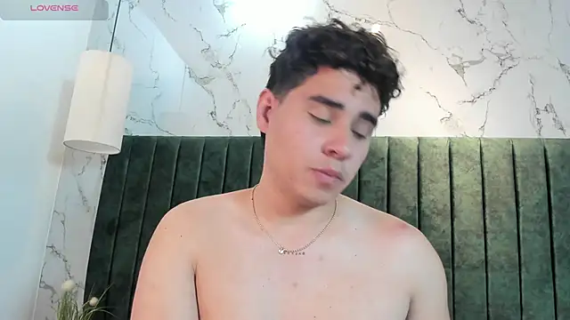 Gabriell_ramirez's cam snapshot