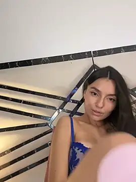 MiaKane99's cam snapshot