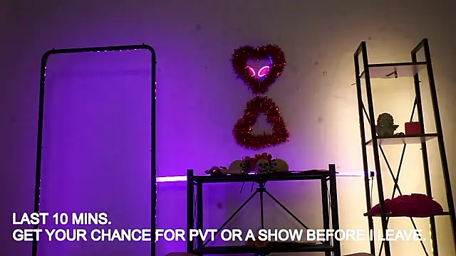 CyberXGoddess's cam snapshot