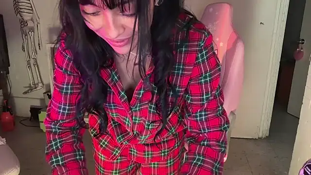 kaithra's cam snapshot