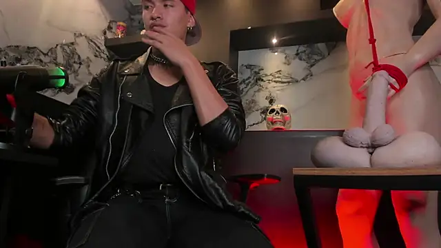 AlecBanne live sex cam