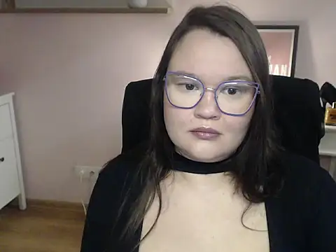 HollyDanceSoul's cam snapshot