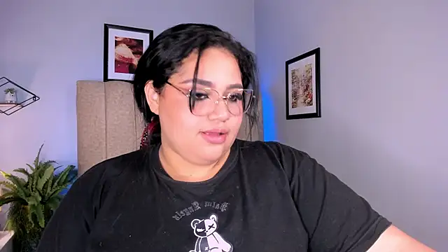 _michel_bbw's cam snapshot