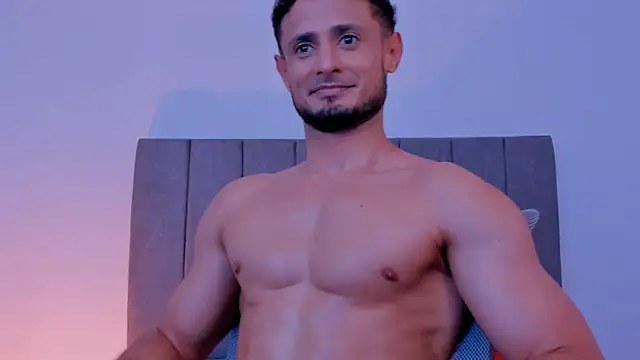 Adonys_Lewis_ live sex cam