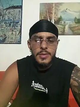 liyamjunior's cam snapshot