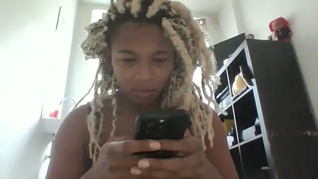 xxxdanidoomsdayxxx's cam snapshot