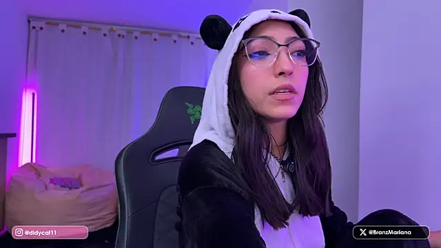 MarianaBranzz's cam snapshot