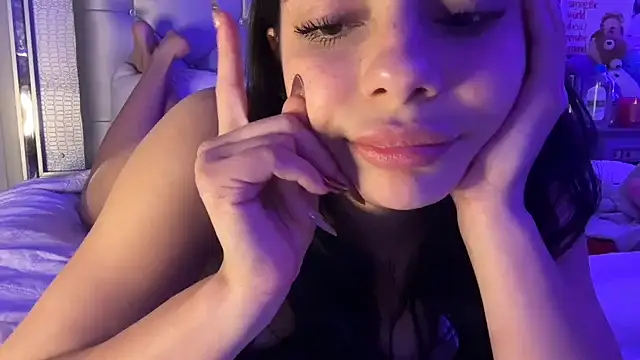 ivybbyy_'s cam snapshot