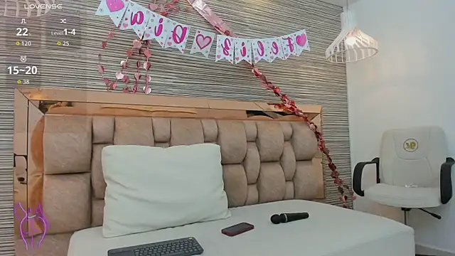 olivia_kollins's cam snapshot