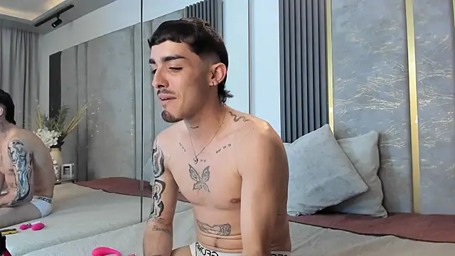 NikoStone_'s cam snapshot