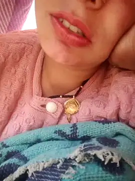 Hotty_Priyaji's cam snapshot