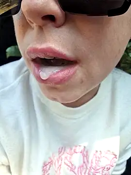 -Pupsiki-'s cam snapshot