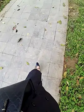 Love-public's cam snapshot