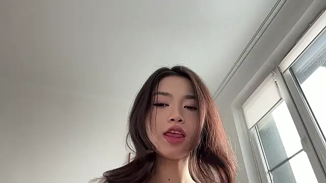 yourlittlesunrise_ live sex cam