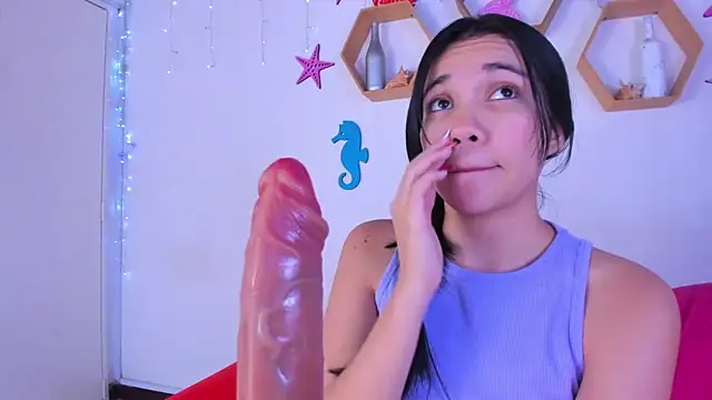 Emiily_Parkerr's cam snapshot