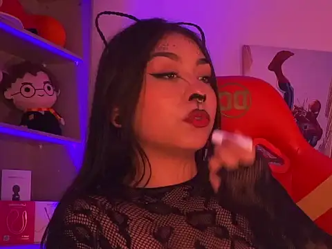 _ivette_k's cam snapshot