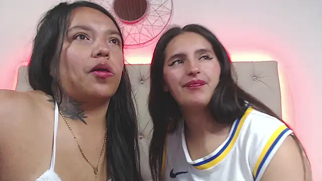 sharon_and_sharit live sex cam