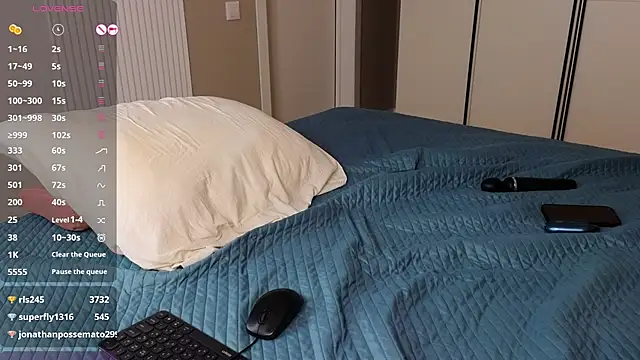 bright___rays____'s cam snapshot