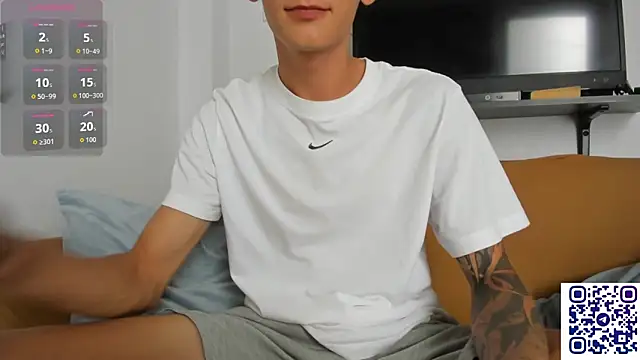 MiracleCam live sex cam