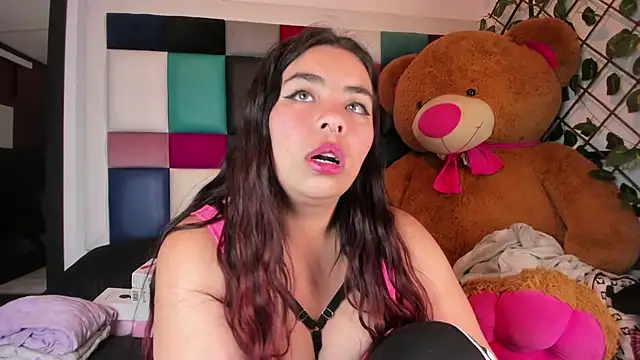 liany_taylor's cam snapshot