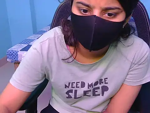 Its-anjali's cam snapshot