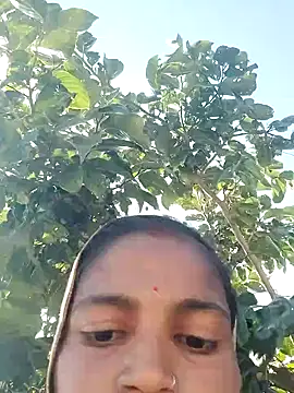 Gungun_thakur's cam snapshot