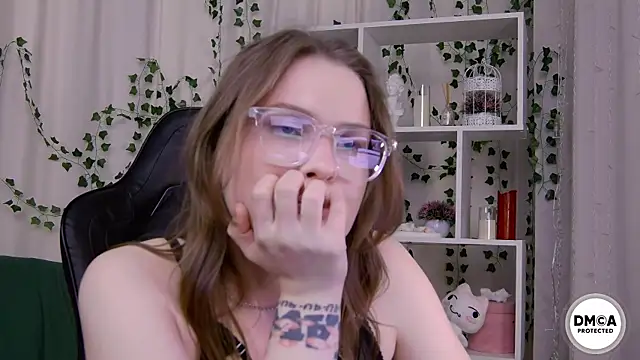 Kate_mermaid's cam snapshot