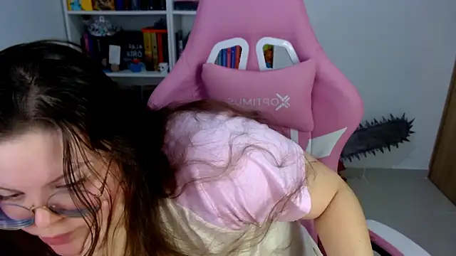 Gabiwaifu's cam snapshot