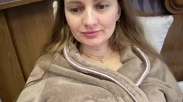 Viola_sweet live sex cam