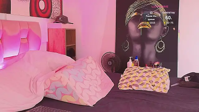 Karla_Beneth's cam snapshot