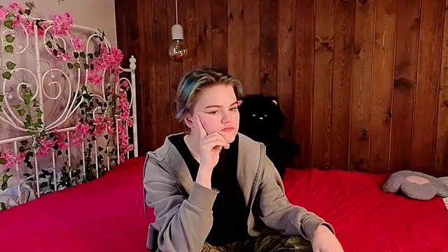 RoyceCamon's cam snapshot