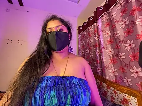 LouleyRanii's cam snapshot