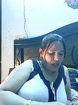 Poojabhabi101 live sex cam