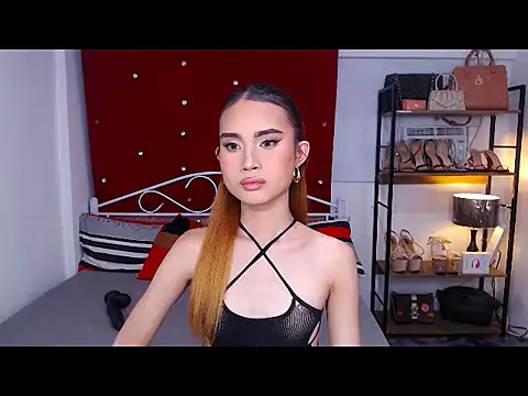 MeatyhorsecockMistress live sex cam