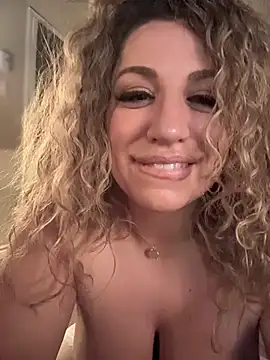 miamellycious live sex cam