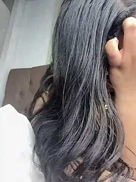 virginbrunette99's cam snapshot