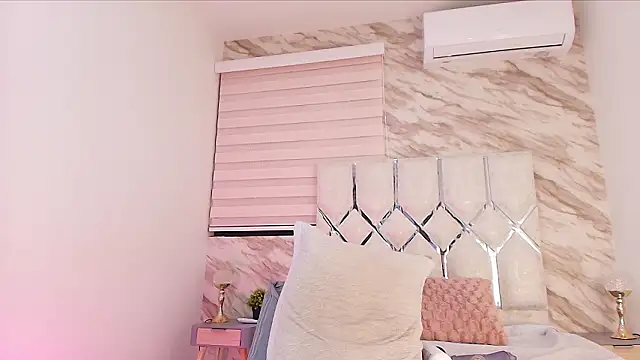 cataleya_ebony_'s cam snapshot