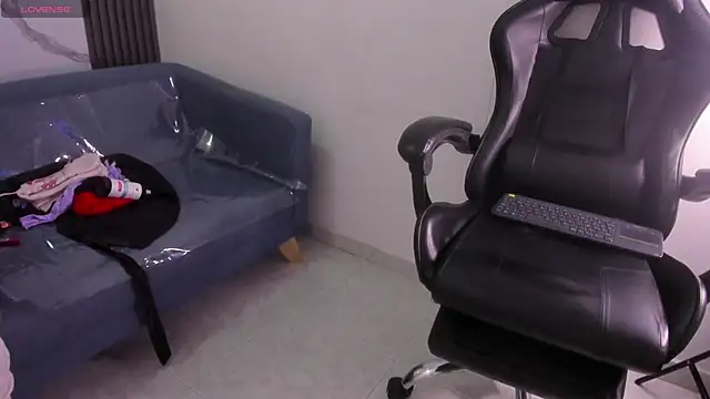 ShaunaDream's cam snapshot