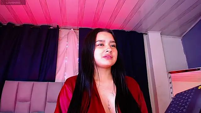 Emilyy05_'s cam snapshot