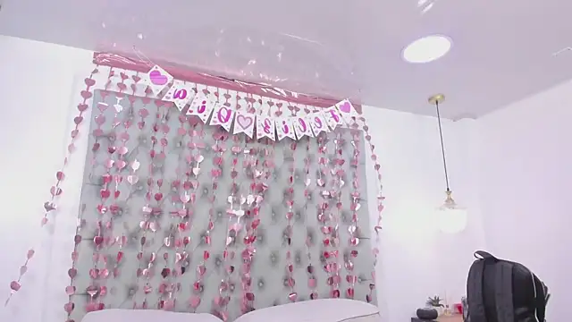 anette_cooper's cam snapshot