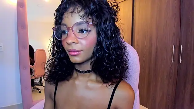 alikahouston4's cam snapshot